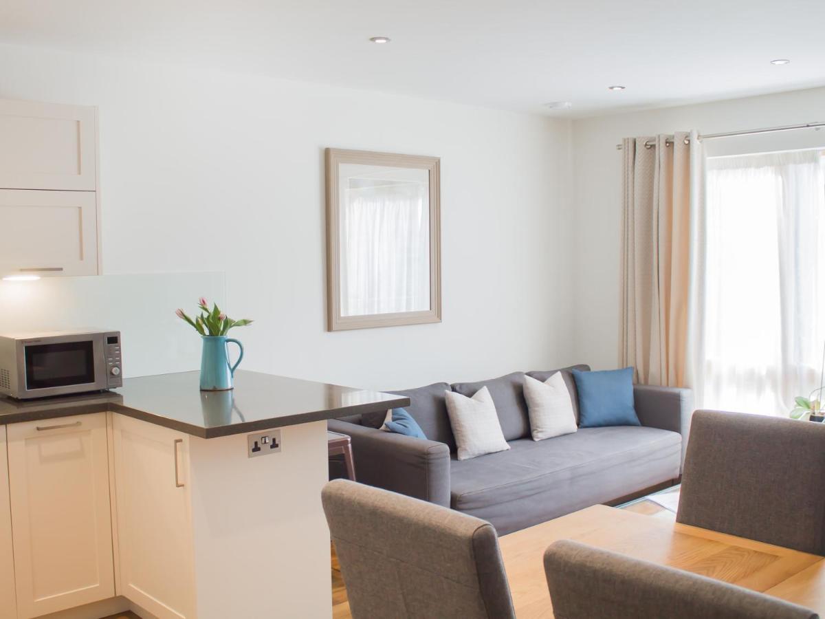 Henge House, Bluestone Apartment Бат Екстериор снимка